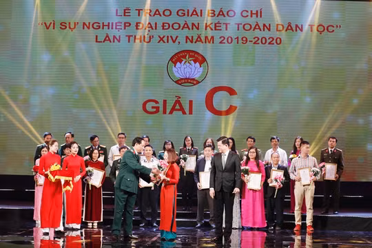 Báo chí góp phần khơi gợi, kết nối và phát huy sức mạnh đại đoàn kết dân tộc