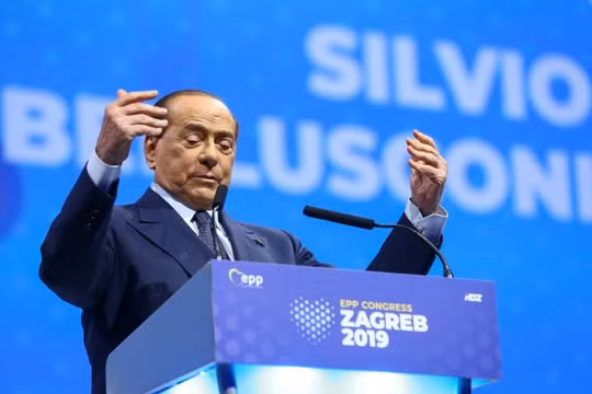 Cựu thủ tướng Italia Berlusconi nhiễm virus Corona