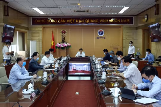Dịp nghỉ lễ 30/4-1/5: Tiếp tục ngăn chặn triệt để ca bệnh từ bên ngoài vào, dập dịch COVID-19 bên trong