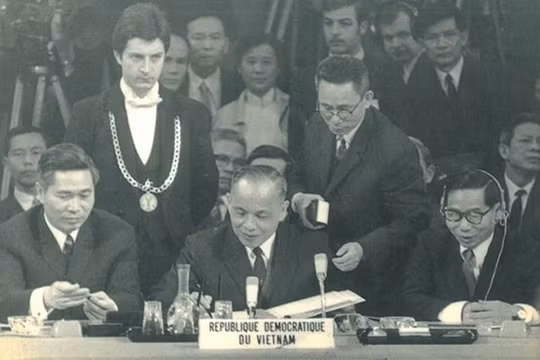 Đóng góp của Ngoại giao Việt Nam vào chiến thắng lịch sử mùa Xuân năm 1975