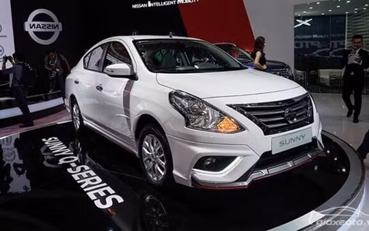 Nissan Sunny tiếp tục được giảm giá, xả hàng