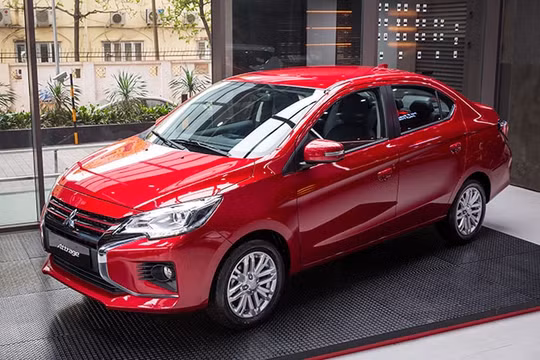 Giá xe Mitsubishi Attrage tháng 11/2020