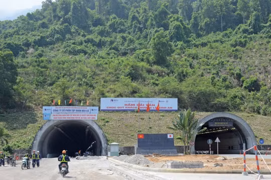 Đẩy nhanh tiến độ, sớm đưa nhiều dự án giao thông trọng điểm vào khai thác