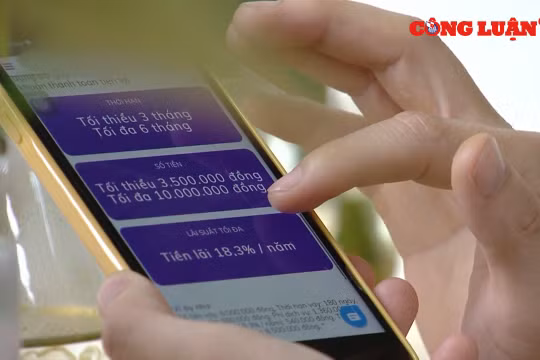 Cẩn trọng khi vay tiền trực tuyến