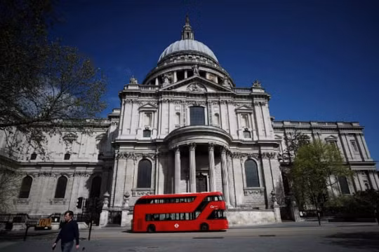 Anh bỏ tù một phụ nữ âm mưu đánh bom Nhà thờ St Paul ở London