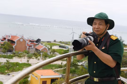 Nhà báo Nguyễn Minh Trường: 'Giữ được lòng yêu nghề sẽ giúp vượt qua mọi khó khăn thử thách'