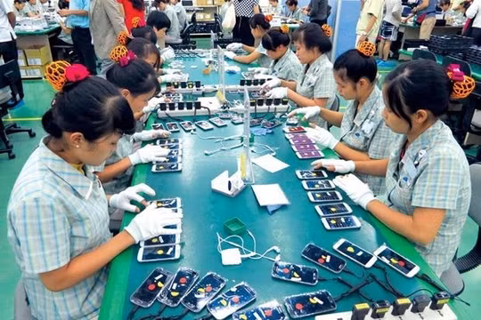 Chuyển giao công nghệ, xúc tiến đầu tư với thị trường quốc tế: Doanh nghiệp Việt Nam vẫn đang “lép vế”