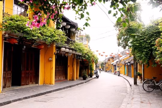 Phố cổ Hội An thực hiện cách ly xã hội từ 0 giờ ngày 31/7