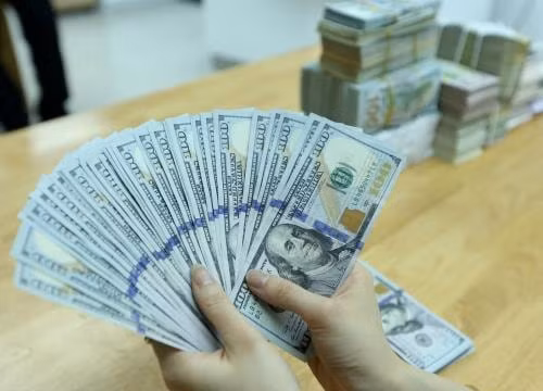 Tỷ giá ngoại tệ hôm nay 5/5: Đồng USD tiếp tục tăng mạnh