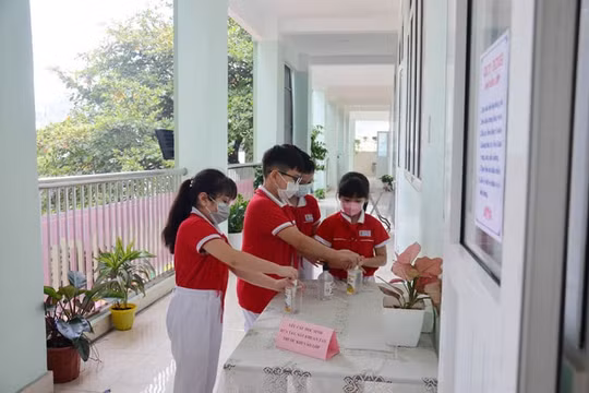 Quảng Ninh: Chú trọng công tác phòng chống, dịch COVID-19 trong trường học