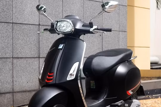 Piaggio ra mắt Vespa Sprint S150 với giá 89,9 triệu đồng