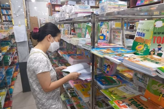 Đổi mới giáo dục phổ thông: “Ma trận” sách bủa vây học sinh