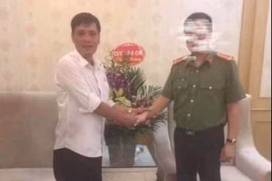 Đã xác định được danh tính đối tượng mạo danh Cục Báo chí đi tặng hoa Công an tỉnh Thanh Hóa