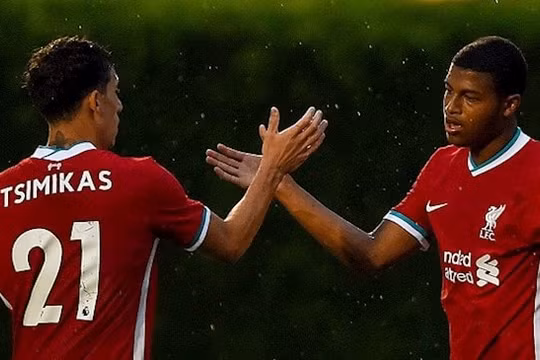Huấn luyện viên (HLV) Klopp nhận xét gì với màn ra mắt của tân binh Kostas Tsimikas