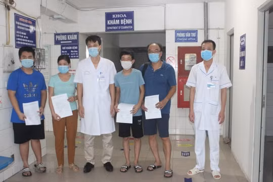 Hải Dương: 3 bệnh nhân COVID-19 cuối cùng đã khỏi bệnh, được xuất viện