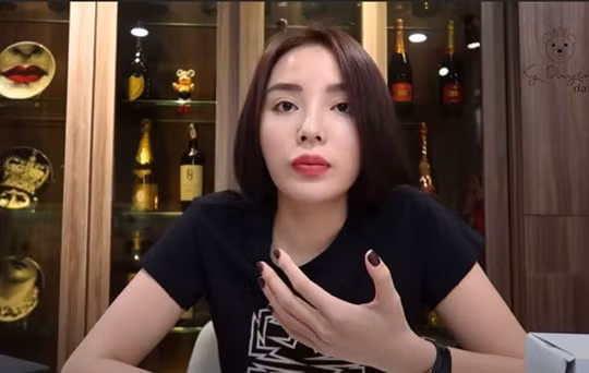 Hoa hậu Kỳ Duyên thử sức ở môn nghệ thuật thứ 7