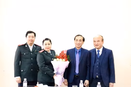 Bà Nguyễn Thị Hoa được giao phụ trách Tạp chí Thanh tra