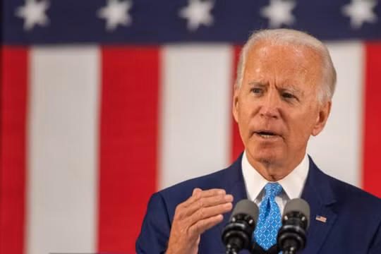 Joe Biden dừng các chiến dịch vận động vì đại dịch Covid-19