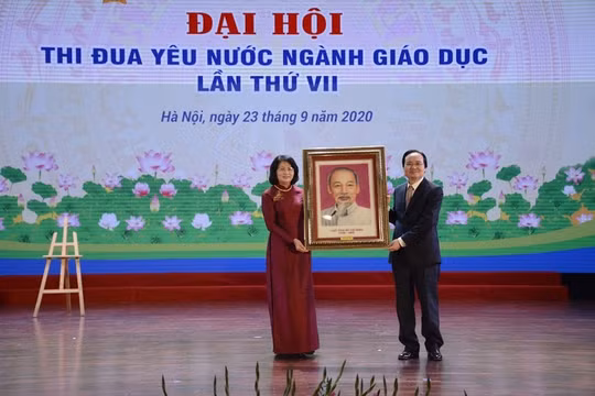Giáo dục luôn được ưu tiên đi trước!