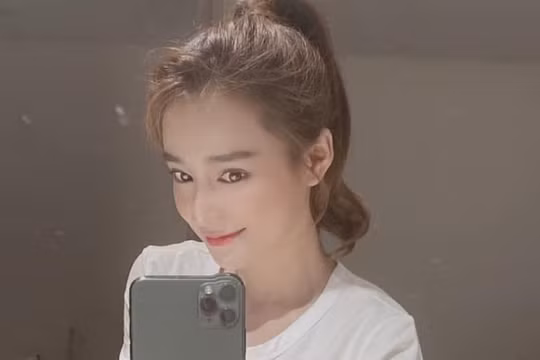 Nhã Phương bị dân tình bọc mẽ vì photoshop quá đà