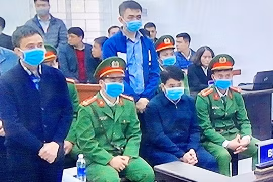 Tuyên phạt cựu Chủ tịch UBND TP Hà Nội Nguyễn Đức Chung 5 năm tù