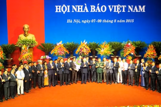 Chỉ thị của Ban Bí thư về tăng cường sự lãnh đạo của Đảng đối với hoạt động của HNBVN trong tình hình mới