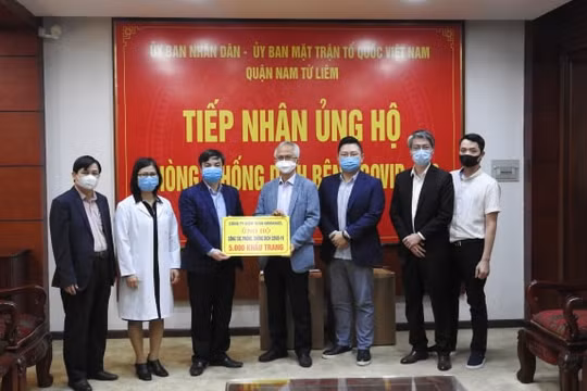 Công ty Kiểm toán Immanuel trao tặng 5.000 khẩu trang y tế chung tay phòng, chống dịch COVID- 19