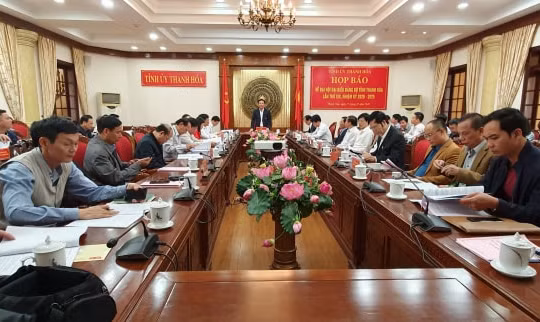 Bộ Chính trị đồng ý cho Thanh Hoá có 3 Phó bí thư Tỉnh uỷ