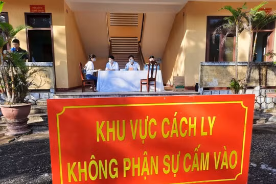 Quảng Nam: Bệnh nhân nhiễm Covid-19 thứ 57 được đưa đến bệnh viện điều trị