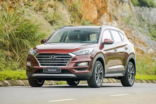 Giá xe Hyundai Tucson tháng 11/2020