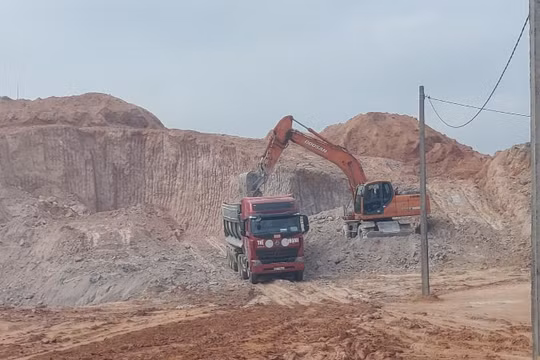 Vĩnh Phúc: Hàng loạt văn bản chỉ đạo, nạn “đất tặc’’ có được dẹp bỏ?