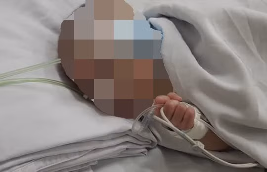 Bé sơ sinh bị mẹ bỏ rơi tại bệnh viện