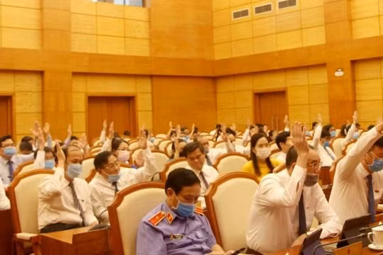 Quảng Ninh: Kỳ họp thứ 19 Hội đồng nhân dân tỉnh thông qua 7 Nghị quyết quan trọng