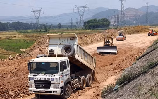 Bộ GTVT “thúc” tiến độ giải phóng mặt bằng cao tốc Bắc - Nam