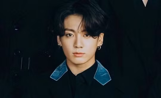 Jungkook (BTS) đạt được một thành tích mới trên bảng xếp hạng Billboard