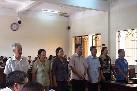 Xét xử nguyên Tổng giám đốc Công ty Xổ số Đồng Nai tội tham ô tài sản