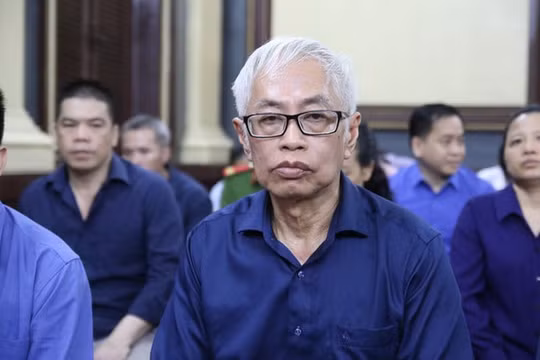 Cựu CEO DongABank Trần Phương Bình cùng 11 đồng phạm tiếp tục hầu tòa