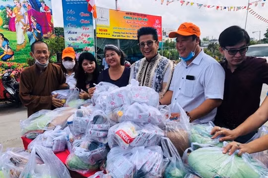 Thêm một ngày của những sẻ chia