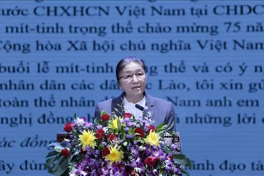 Mít tinh trọng thể kỷ niệm 75 năm Quốc khánh Việt Nam tại Lào