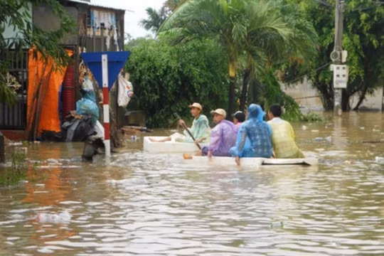 Thực hiện nguyện ước mua cho con chiếc áo ấm, người mẹ nghèo bị lũ cuốn trôi