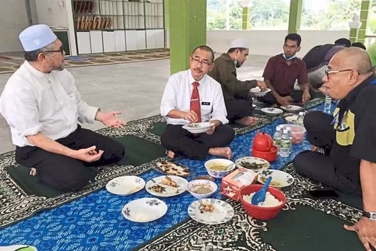 Thứ trưởng Y tế Malaysia bị phạt vì vi phạm lệnh phong tỏa