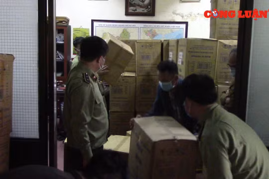 Hà Nội: Tạm giữ nửa triệu chiếc khẩu trang không rõ nguồn gốc xuất xứ