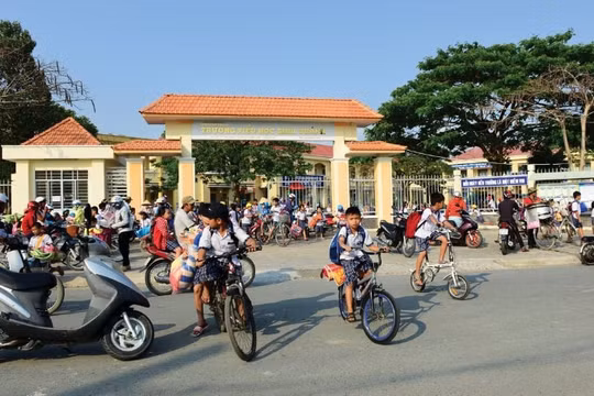 Long An: Học sinh tiếp tục được nghỉ đến hết tháng 2 để phòng dịch Covid-19