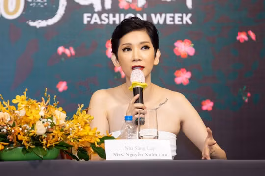 Xuân Lan nói gì trước nghi vấn lợi dụng tên tuổi Trọng Hưng để PR show diễn mới?