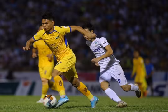 Hải Phòng 3-1 SLNA: SLNA 'phơi áo' trên sân của Hải Phòng