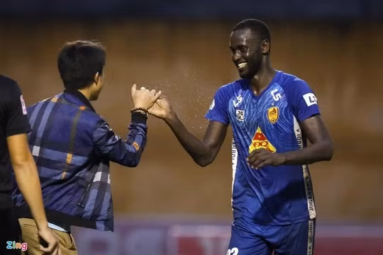 CLB Quảng Nam mất ngoại binh ở trận cầu sinh tử tại V.League 2020