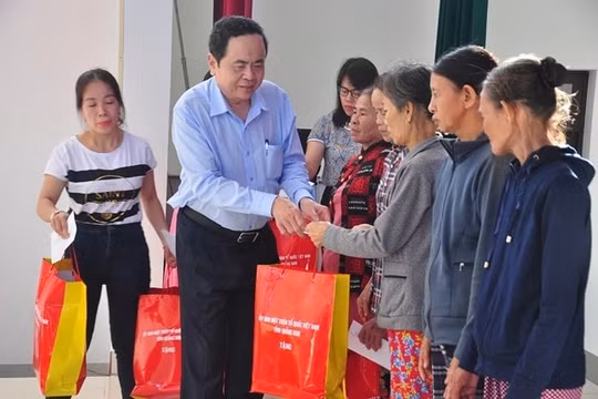Phân bổ trên 325 tỷ đồng đến bà con vùng lũ miền Trung
