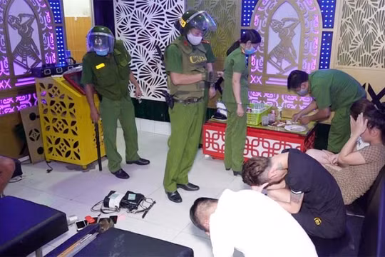 An Giang: Phát hiện 'ổ' ma túy trong quán karaoke Gold Star