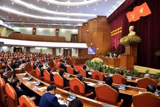 Không để lọt vào Trung ương người có biểu hiện giàu nhanh, nhiều nhà, nhiều đất
