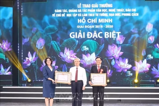 Trao giải cho các tác phẩm về chủ đề làm theo tư tưởng, phong cách Hồ Chí Minh